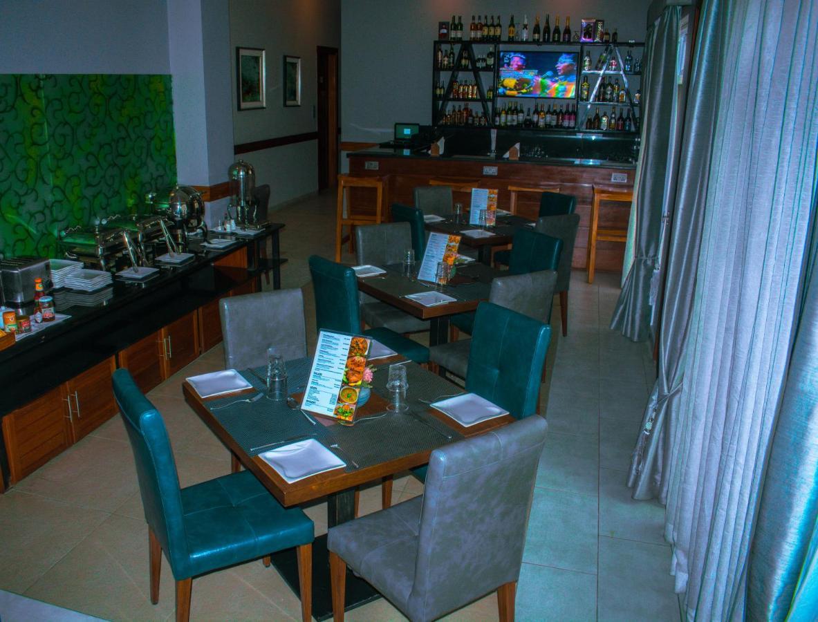 Meridian Ca Hotel Dar es Salaam Exterior foto
